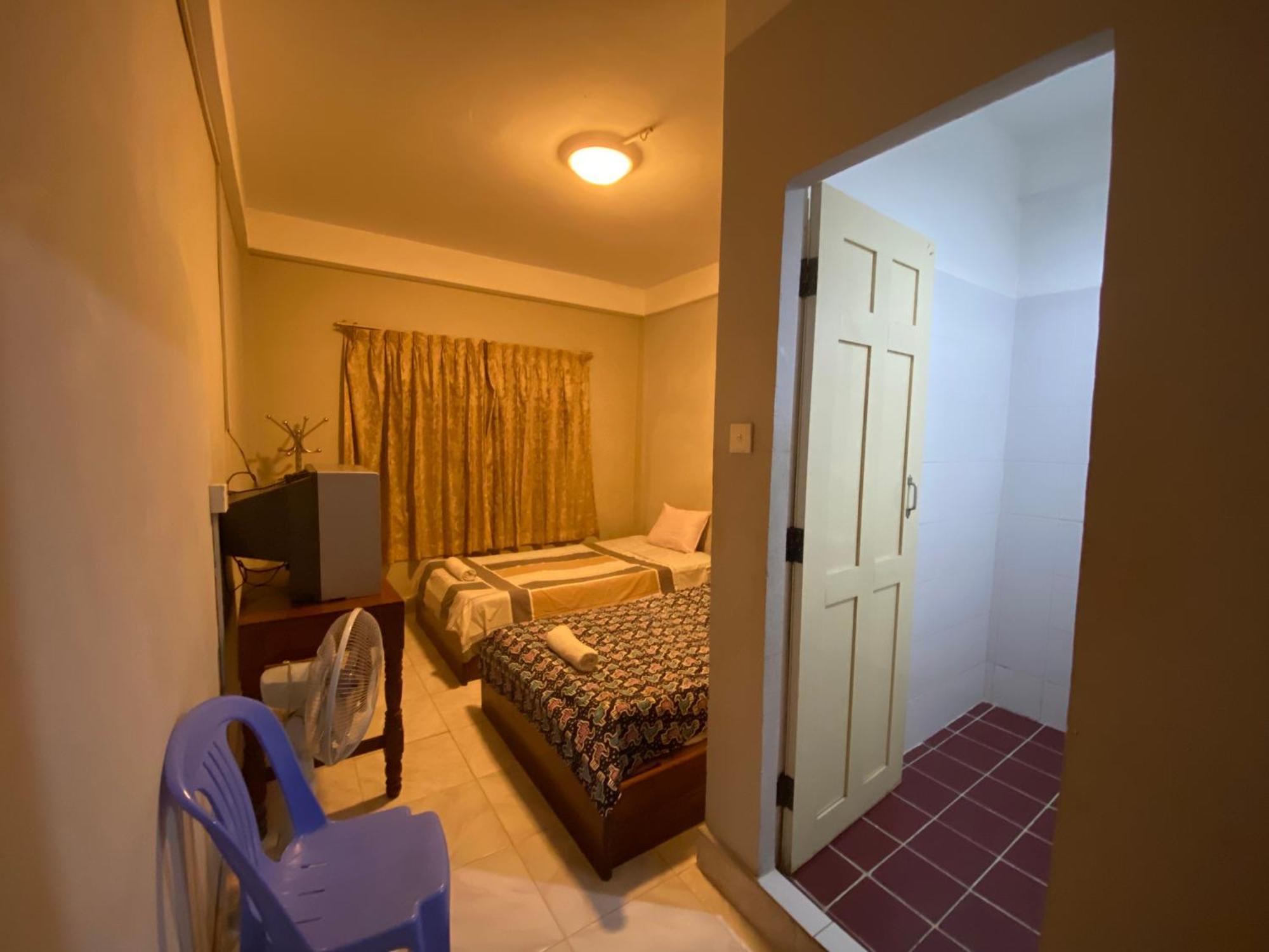 The Grey Guesthouse Phnom Penh Exterior photo